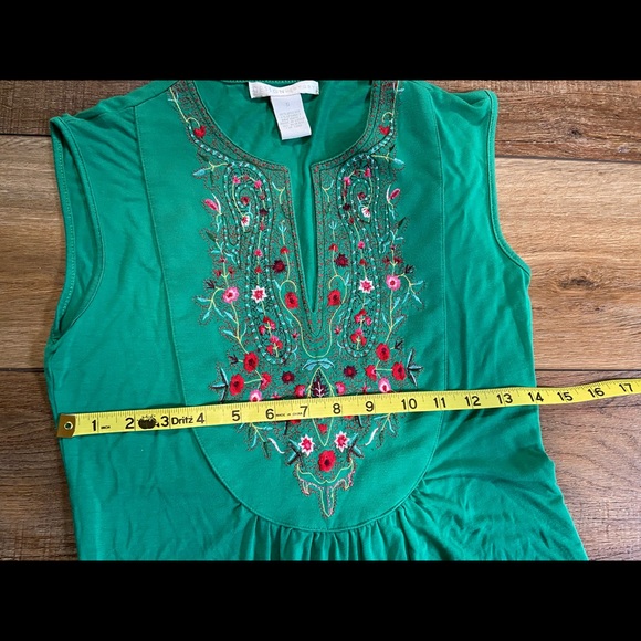 Design History Embroidered Sleeveless Shirt Size Small - Picture 10 of 11